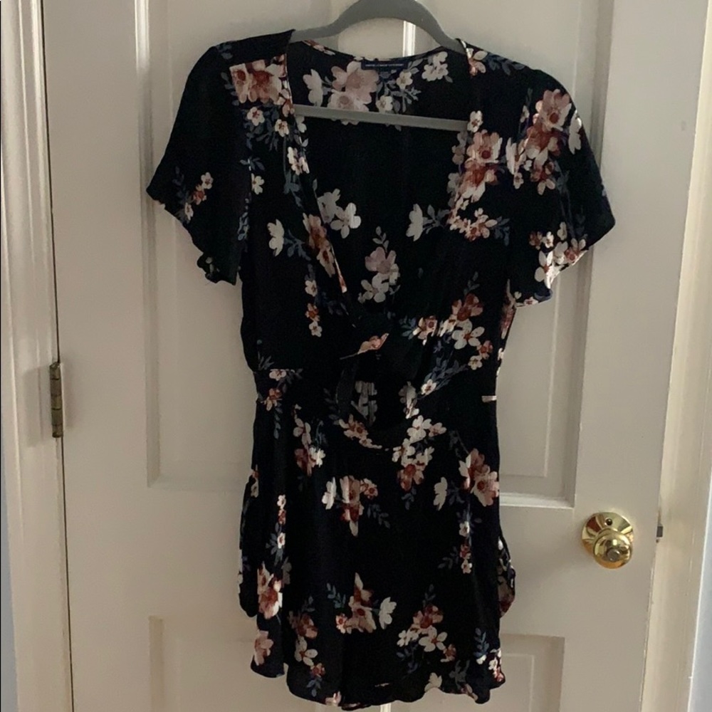 American eagle black floral romper